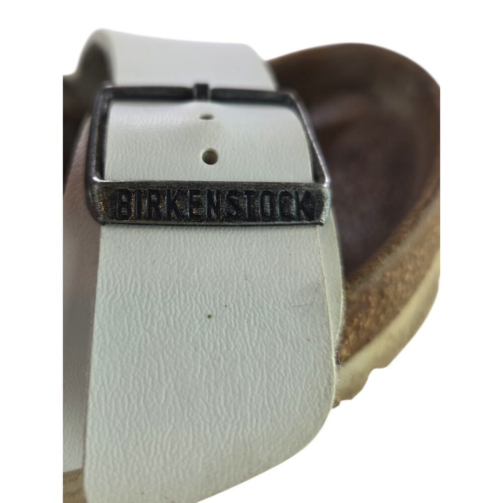 Birkenstock | White Arizona Birko-Flor Sandals | Size 38 (7-7.5) - Picture 3 of 6
